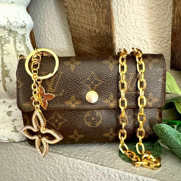 Louis Vuitton Handbags - Alexandra Wallet Monogram converted Crossbody